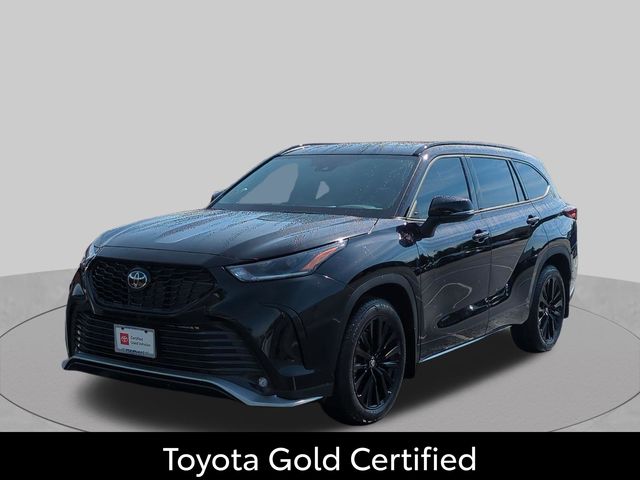 Midnight Black Metallic 2026 Toyota Highlander SUV / Crossover All-Wheel Drive 8-Speed Automatic