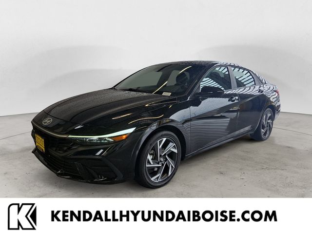Abyss Black 2025 Hyundai Elantra Hybrid Sedan Front-Wheel Drive 6-Speed Dual Clutch