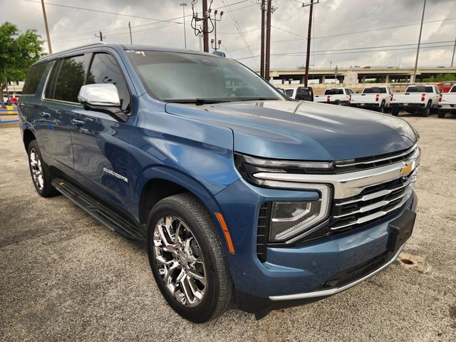 Lakeshore Blue Metallic 2025 Chevrolet Suburban LT RWD SUV / Crossover 4X2