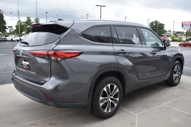 Used 2022 Toyota Highlander Hybrid SUV