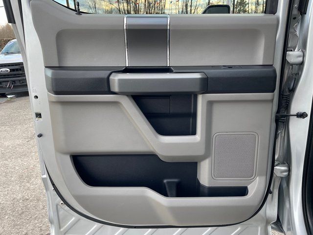 2018 Ford F-150 XLT - Ingot Silver Metallic exterior view 15