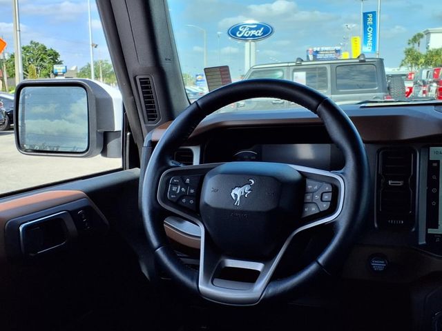2024 Ford Bronco Outer Banks photo