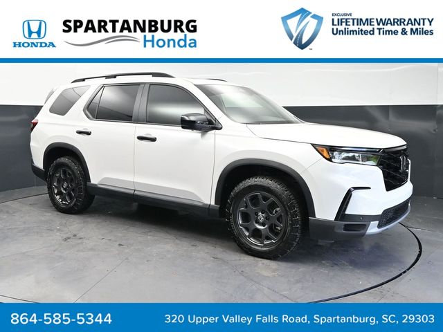 Platinum White Pearl 2025 Honda Pilot SUV / Crossover All-Wheel Drive Automatic