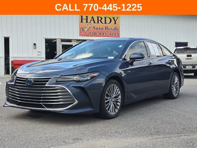 2019 Toyota Avalon Hybrid Limited  B02500