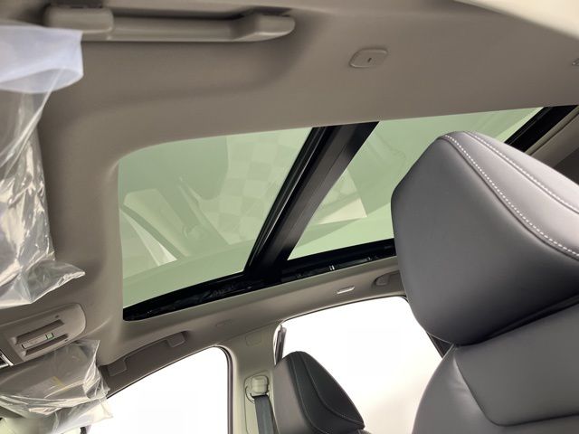 2025 Everest White Pearl Tricoat Nissan Murano SL AWD SUV