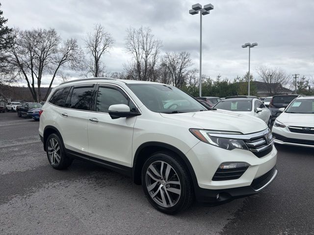 White Diamond Pearl 2017 Honda Pilot Touring AWD SUV / Crossover All-Wheel Drive 9-Speed Automatic