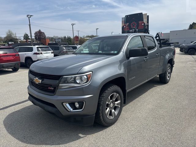 Gray (Satin Steel Metallic) 2019 Chevrolet Colorado Z71 Crew Cab 4WD Pickup Truck Four-Wheel Drive 8-Speed Automatic
