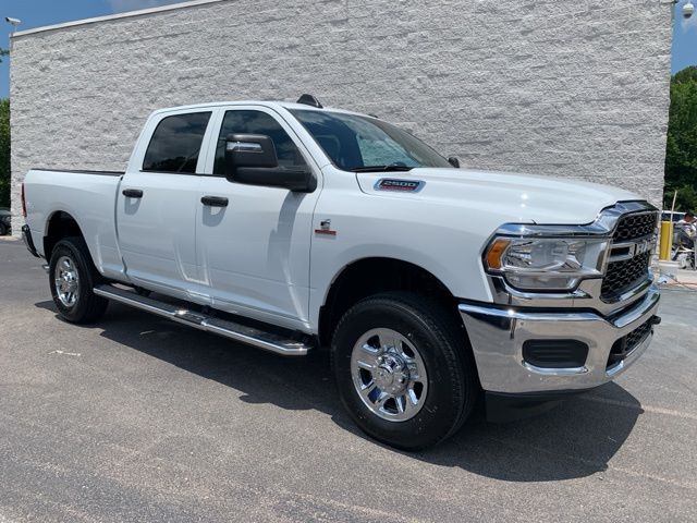 The 2024 RAM 2500 Tradesman photos