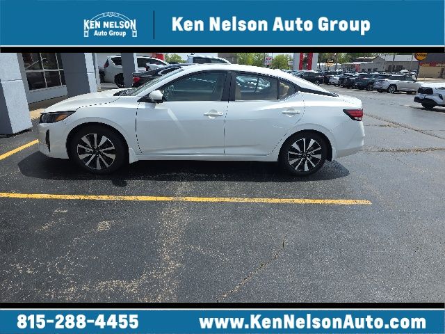 2024 Nissan Sentra SV FWD