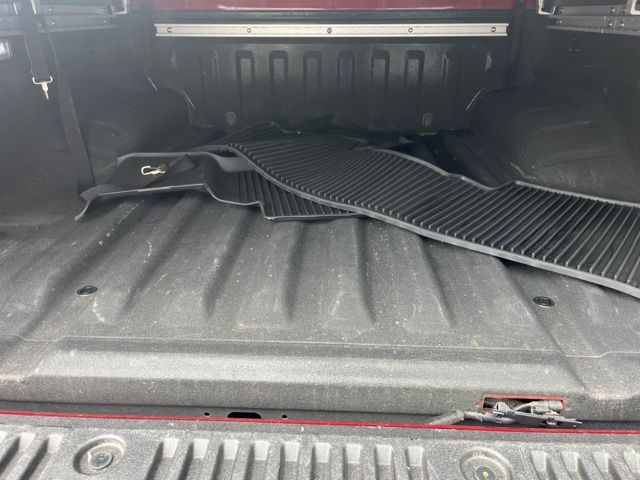 Used 2025 Nissan Frontier Truck