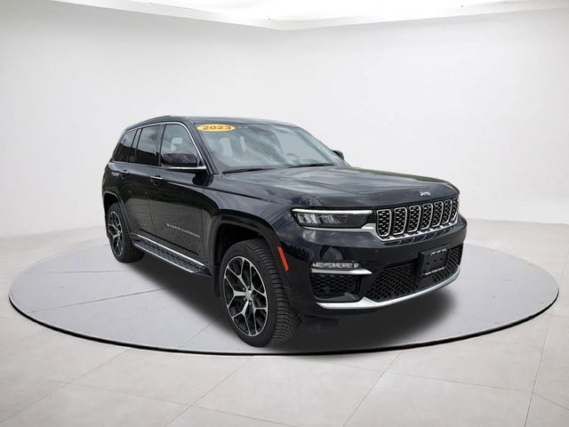  2023 Jeep Grand Cherokee Summit Reserve 4WD   