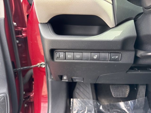 2024 Toyota RAV4 XLE Premium - Photo 28