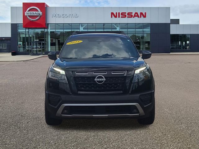 Used 2025 Nissan Pathfinder SUV
