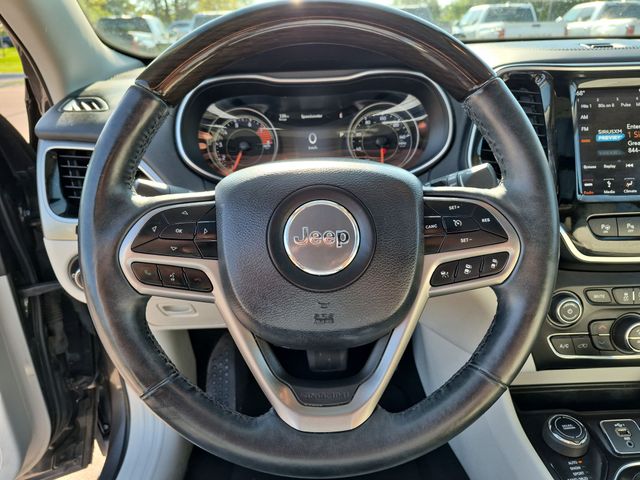 2019 Jeep Cherokee - Image 19