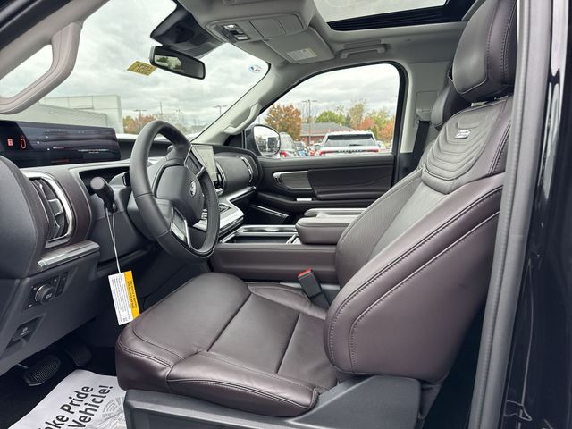 new 2025 Ford Expedition car, priced at $85,354