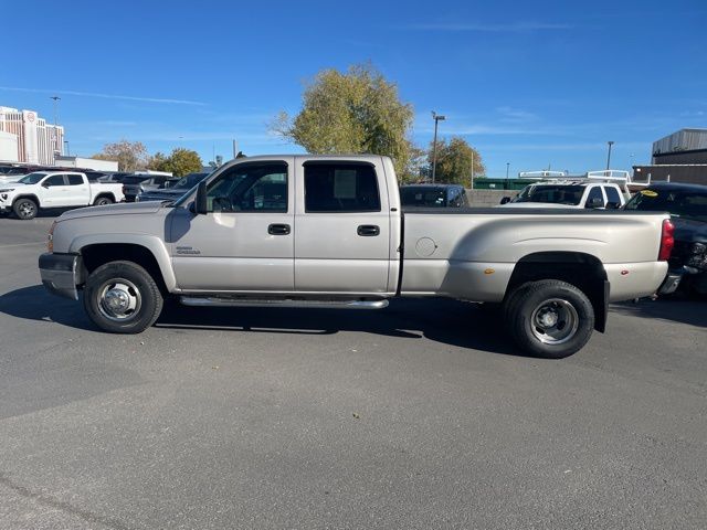 2006 Chevrolet Silverado 3500 LT 31