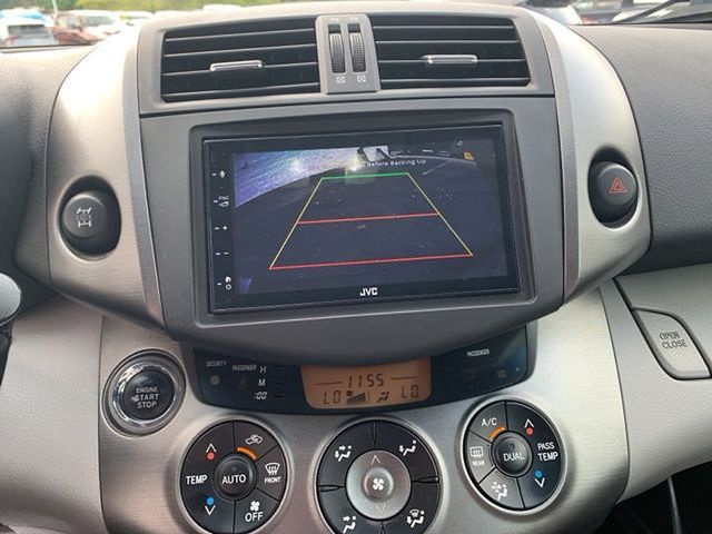 2010 Toyota RAV4 Limited photo