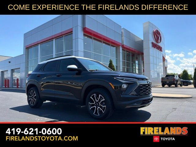 Mosaic Black Metallic 2025 Chevrolet Trailblazer SUV / Crossover Four-Wheel Drive 9-Speed Automatic