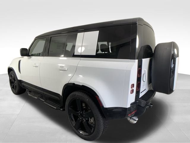 2025 Land Rover Defender 110 X-Dynamic SE 5