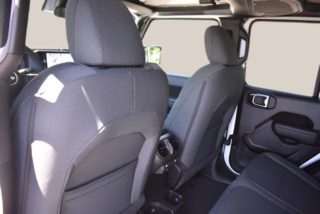 New Car 2025 Jeep Gladiator  Sport S For Sale Under $40,000 In Austin, Texas