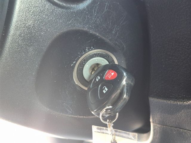 2014 Toyota 4Runner - Image 21