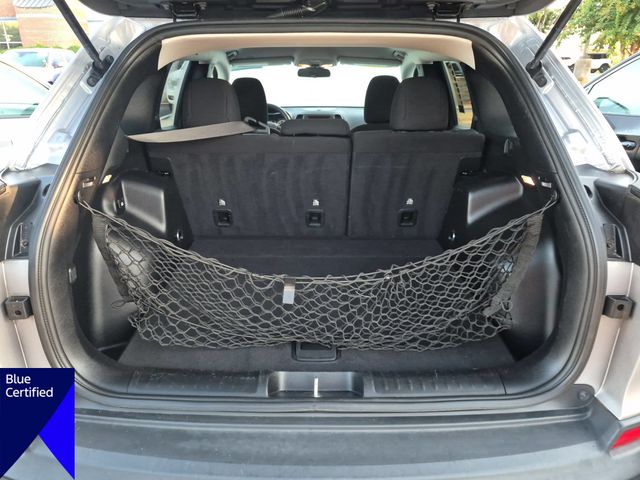 Used 2019 Silver Jeep Latitude image 30