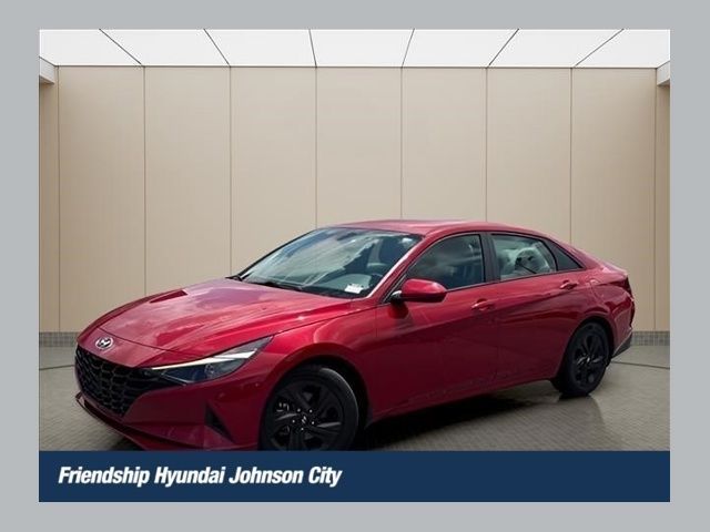 Scarlet Red Pearl 2022 Hyundai Elantra Hybrid Sedan Front-Wheel Drive 6-Speed Dual Clutch