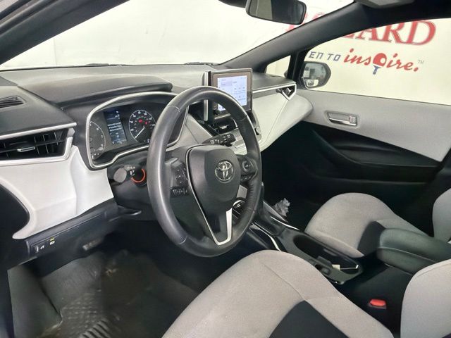 2024 Magnetic Gray Metallic Toyota Corolla Hatchback SE FWD Hatchback
