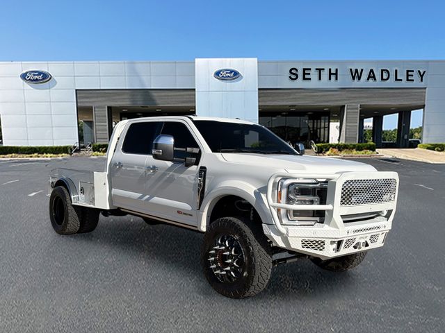 2023 Ford F-450SD Platinum 