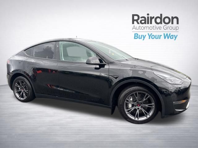 2025 Tesla Model Y Long Range AWD