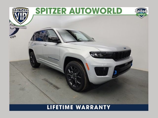 2024 Jeep Grand Cherokee Anniversary Edition 4xe's photo