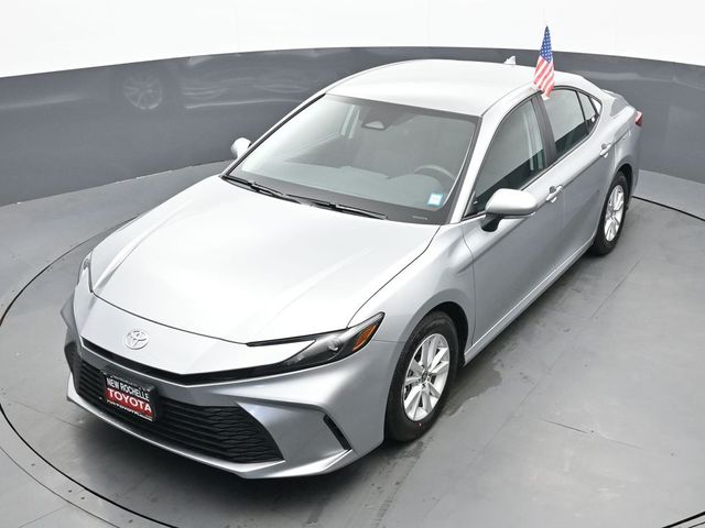 2025 Toyota Camry LE 38