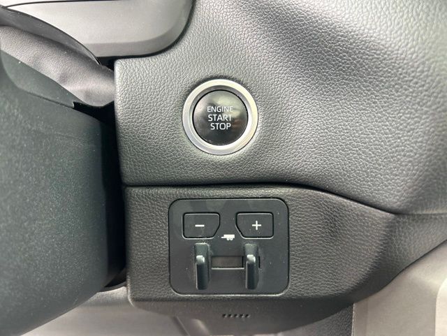 2022 Toyota Tundra Limited - Photo 28