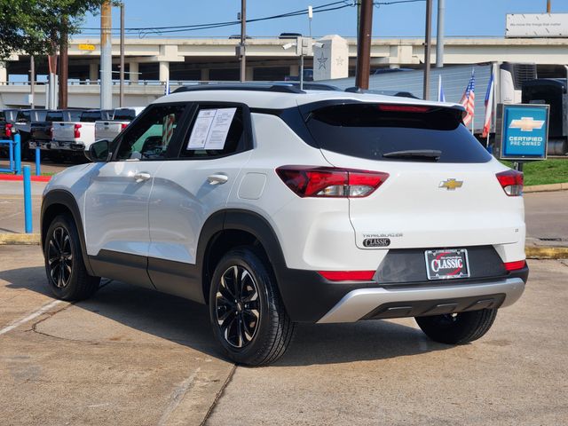 2023 Chevrolet TrailBlazer LT White at AutoSavvy Houston Southwest