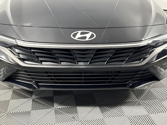 New 2025 Hyundai Elantra Hybrid For Sale in Indianapolis, IN
