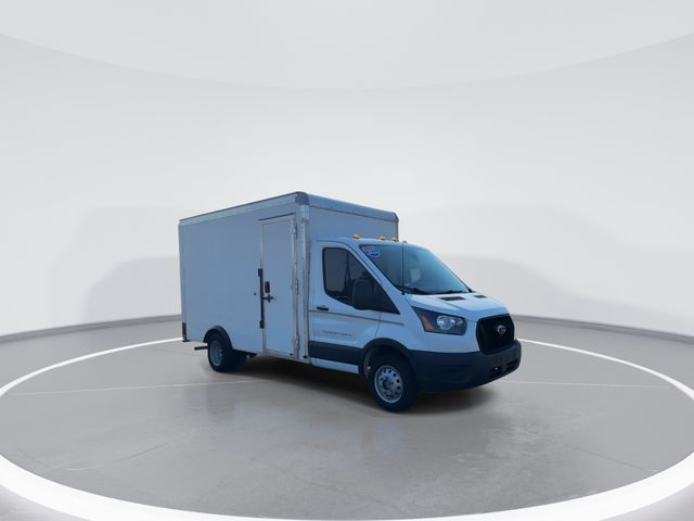  2022 Ford Transit Chassis 350 HD 9950 GVWR 156 Cutaway DRW RWD   