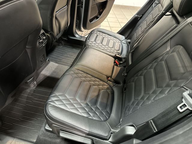 Used 2023 Silver Ford Platinum image 21