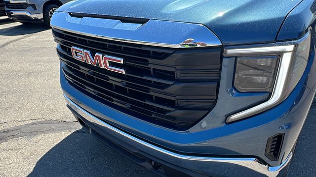 2024 GMC Sierra 1500 Pro 9