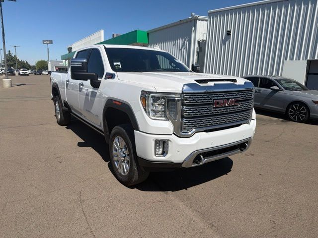 White Frost Tricoat 2023 GMC Sierra 2500HD Pickup Truck Four-Wheel Drive Automatic