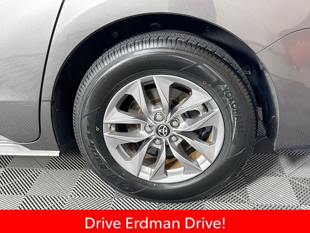 Used 2023 Toyota Sienna Van