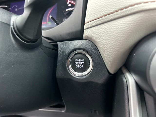 2023 Toyota RAV4 XLE - Photo 29