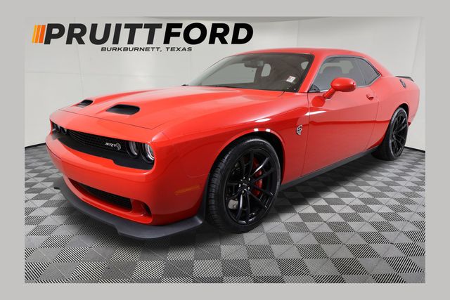 Torred Clearcoat 2023 Dodge Challenger Coupe Rear-Wheel Drive 8-Speed Automatic