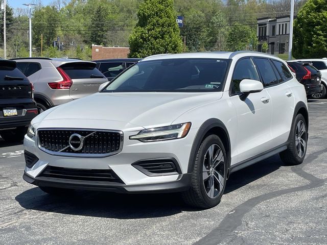 2020 Volvo V60 Cross Country