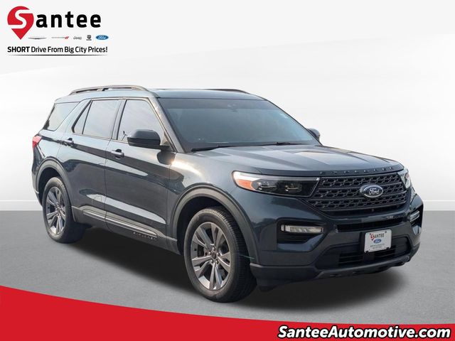 Blue Metallic 2022 Ford Explorer SUV / Crossover All-Wheel Drive Automatic