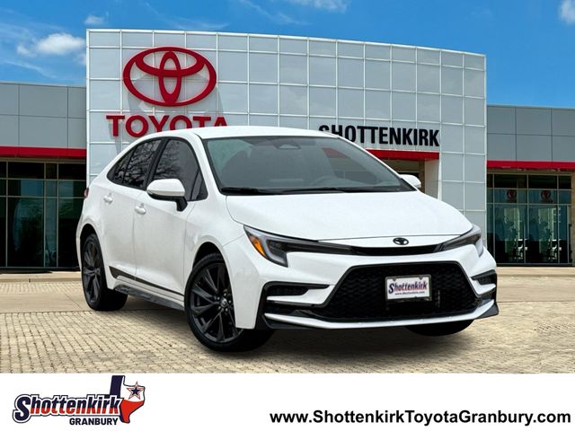 2026 Toyota Corolla SE FWD