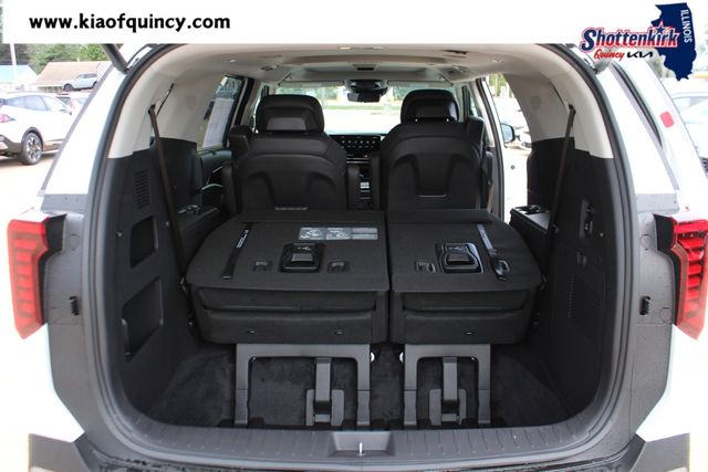 New 2026 Kia Carnival MPV Van