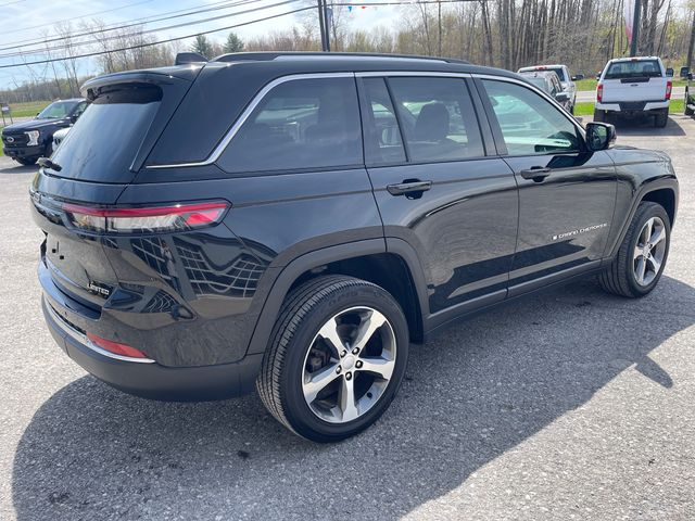 2023 Jeep Grand Cherokee Limited - Diamond Black Crystal Pearlcoat exterior view 7