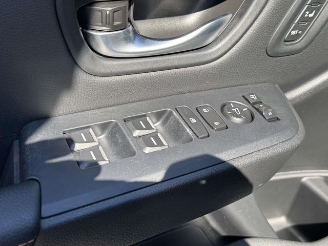used 2025 Honda Pilot car, priced at $43,135