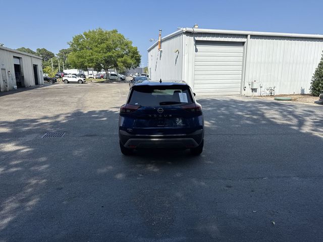 Used 2023 Blue Nissan SV image 6