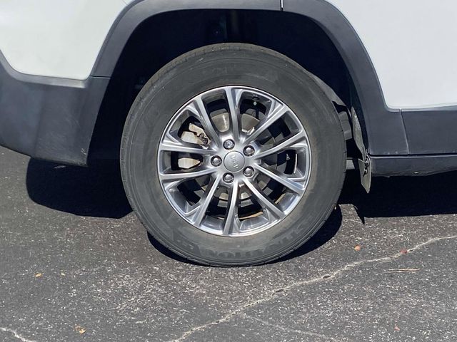 2019 Jeep Cherokee Latitude Plus 11